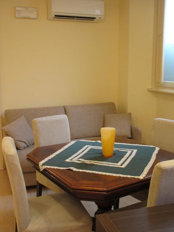 Mimi Apartment Лукка Номер фото